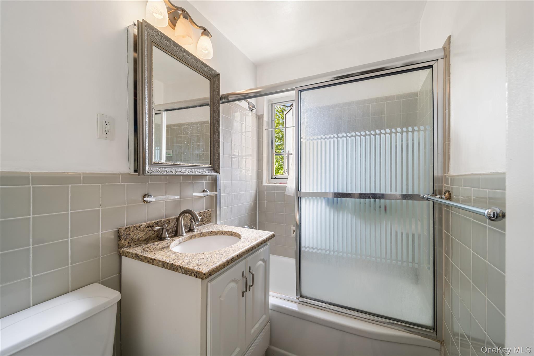 224-30 Manor Road, Unit DUPLEX Queens, NY 11427 - Photo 15 of 17