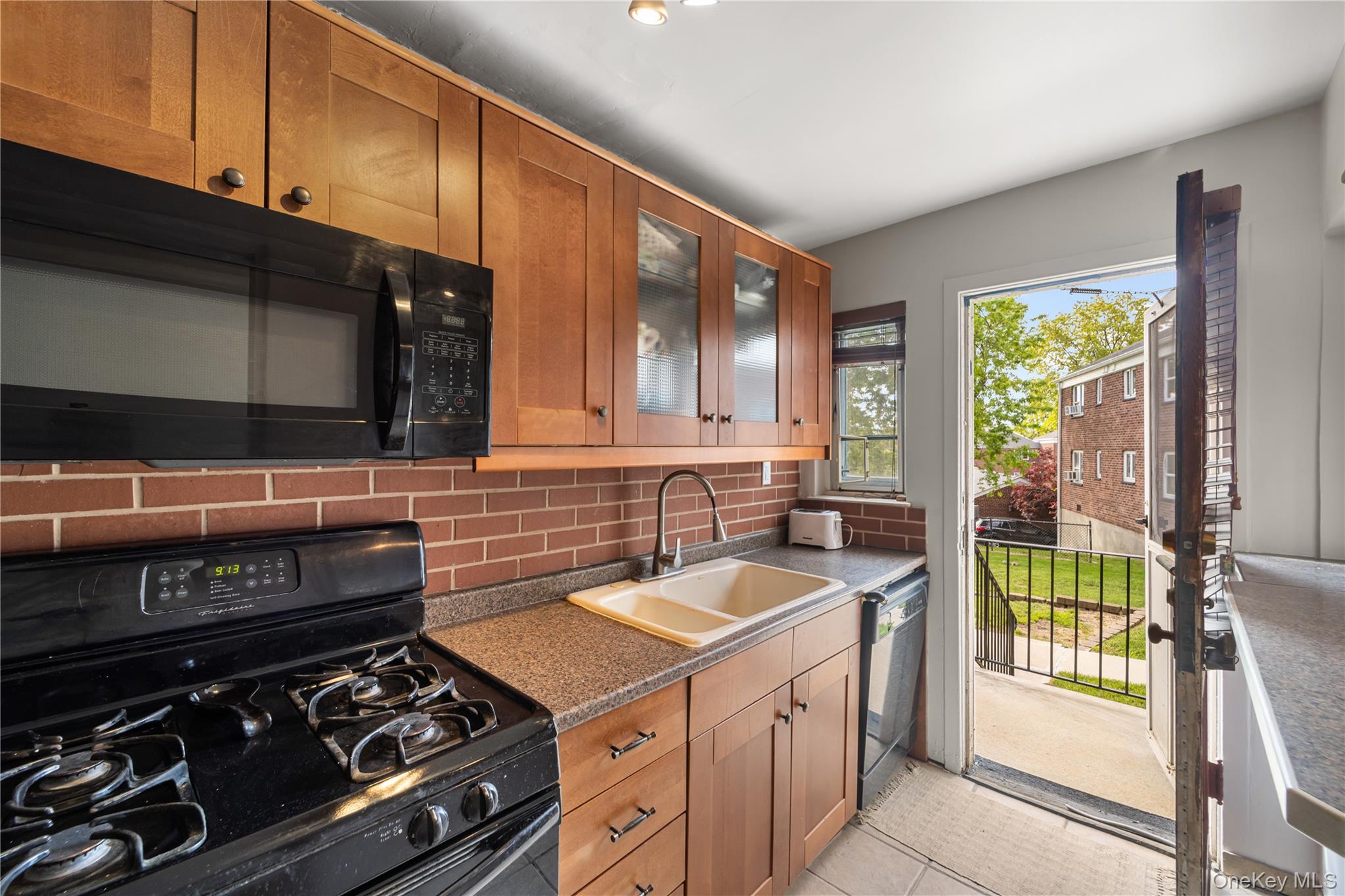 224-30 Manor Road, Unit DUPLEX Queens, NY 11427 - Photo 2 of 17