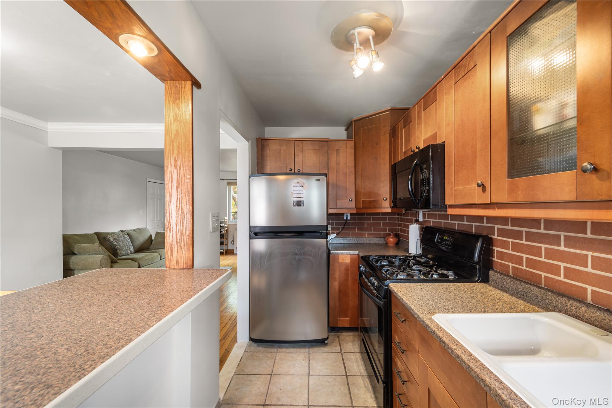 224-30 Manor Road, Unit DUPLEX Queens, NY 11427 - Photo 3 of 17