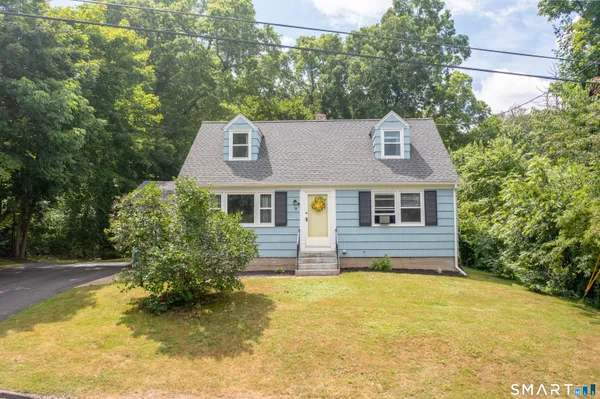 $285,000 | 11 Lexington Avenue, Norwich, CT 06360