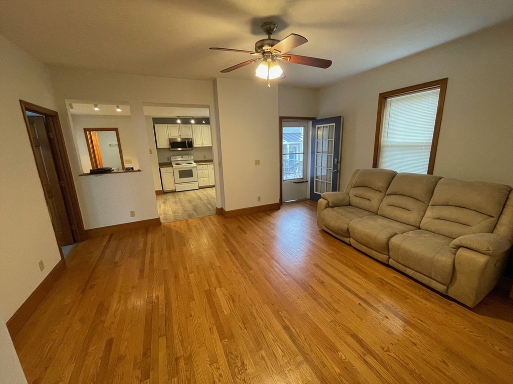 21 Court Street, Unit B Groton, MA 01450 - Photo 4 of 12