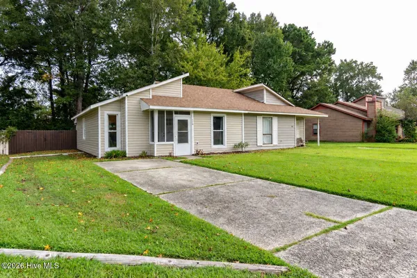 $179,900 | 110 Twin Wood Drive, Havelock, NC 28532