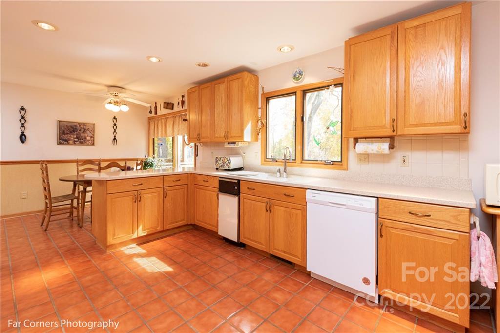 19 Windy Ridge Fairview, NC 28730 - Photo 12 of 30 Gallery Image 12