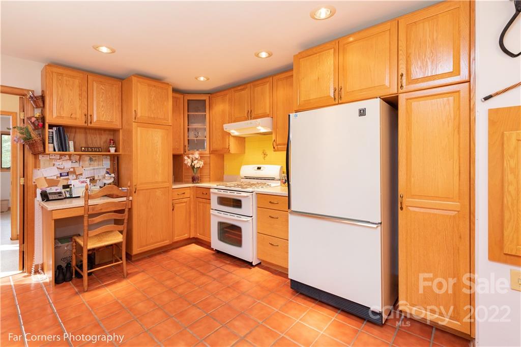19 Windy Ridge Fairview, NC 28730 - Photo 13 of 30 Gallery Image 13