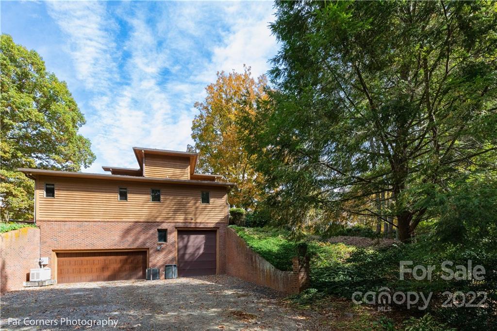 19 Windy Ridge Fairview, NC 28730 - Photo 2 of 30 Gallery Image 2