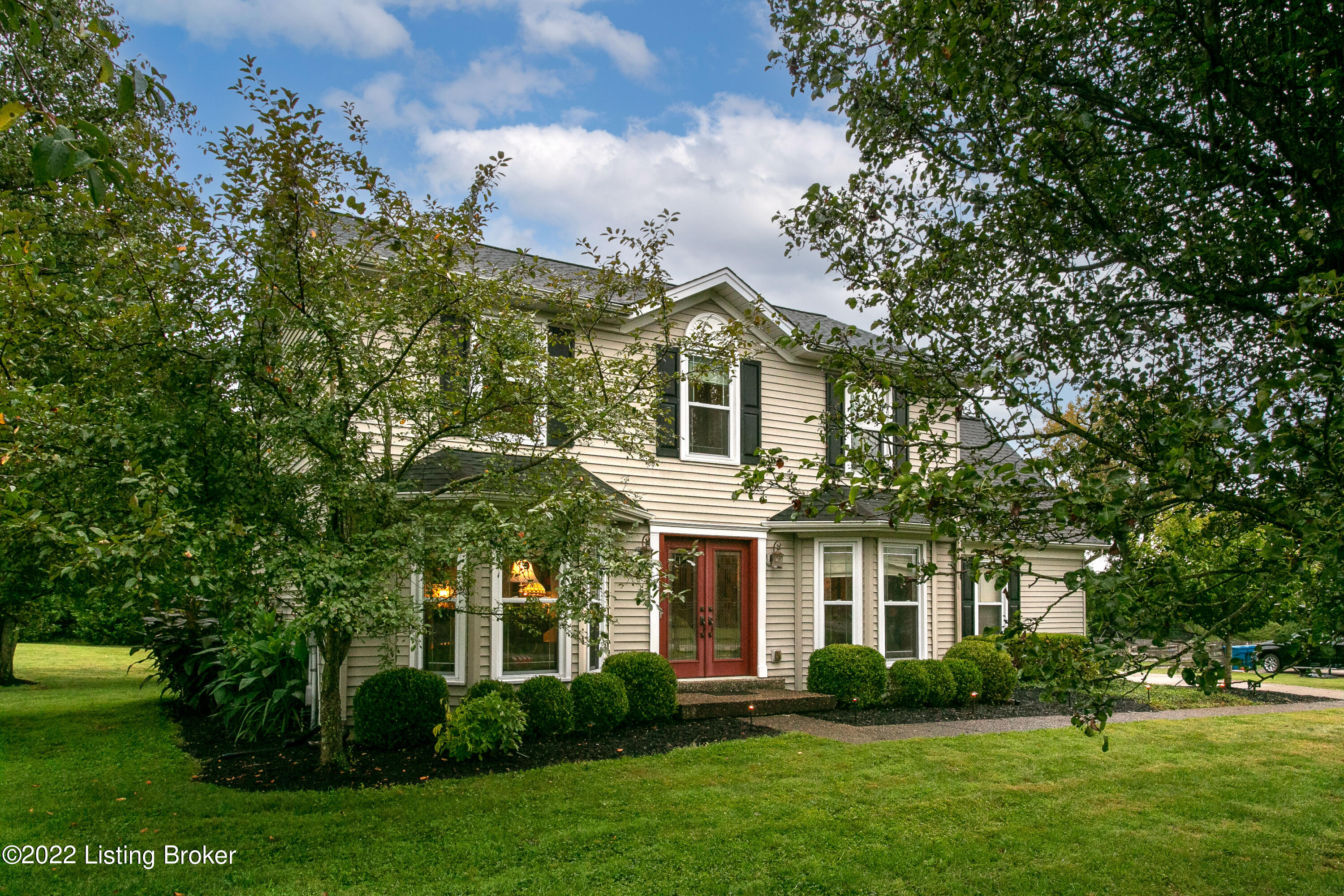 5016 Fox Run Road Buckner, KY 40010 - Photo 1 of 62 01