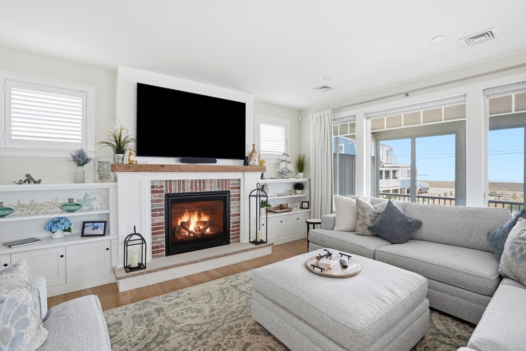 135 Glades Road Scituate, MA 02066 - Photo 13 of 39