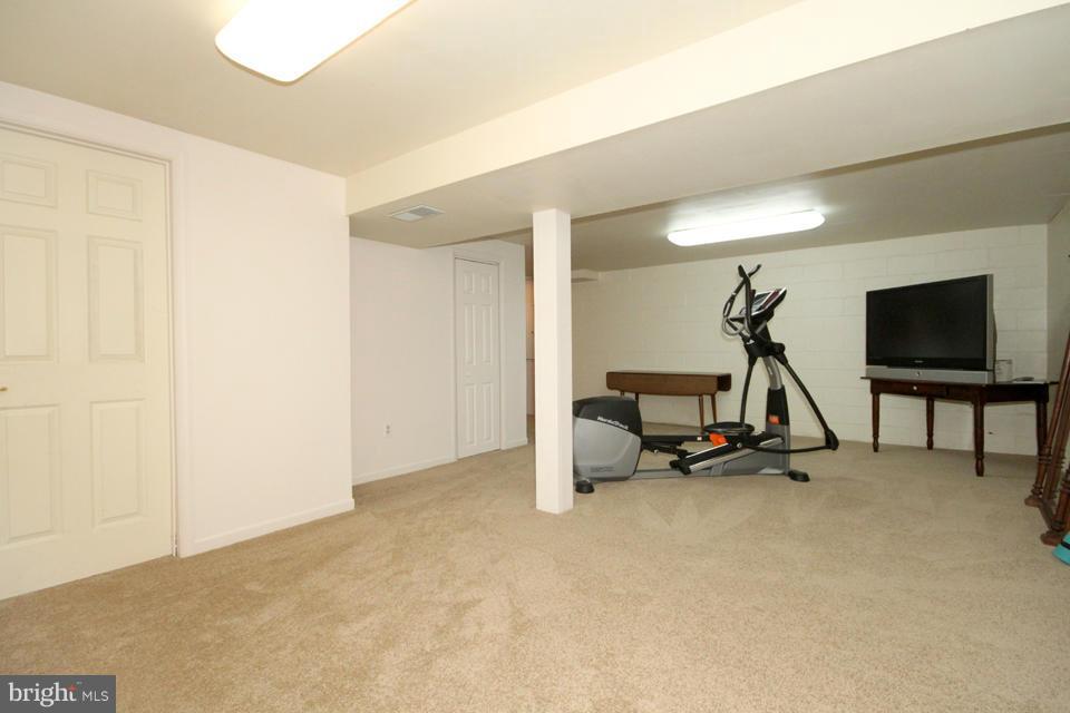 7207 Reservation Drive Springfield, VA 22153 - Photo 24 of 29 Interior (General)