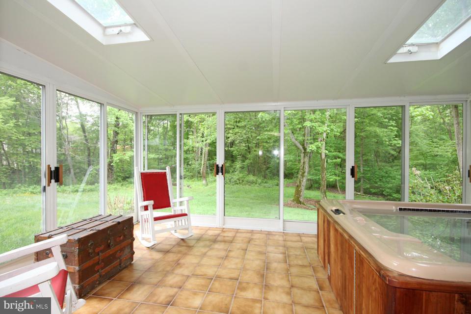 7207 Reservation Drive Springfield, VA 22153 - Photo 26 of 29 Interior (General)