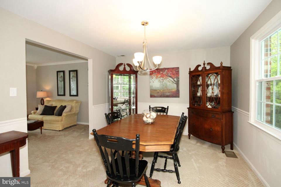 7207 Reservation Drive Springfield, VA 22153 - Photo 6 of 29 Dining Room