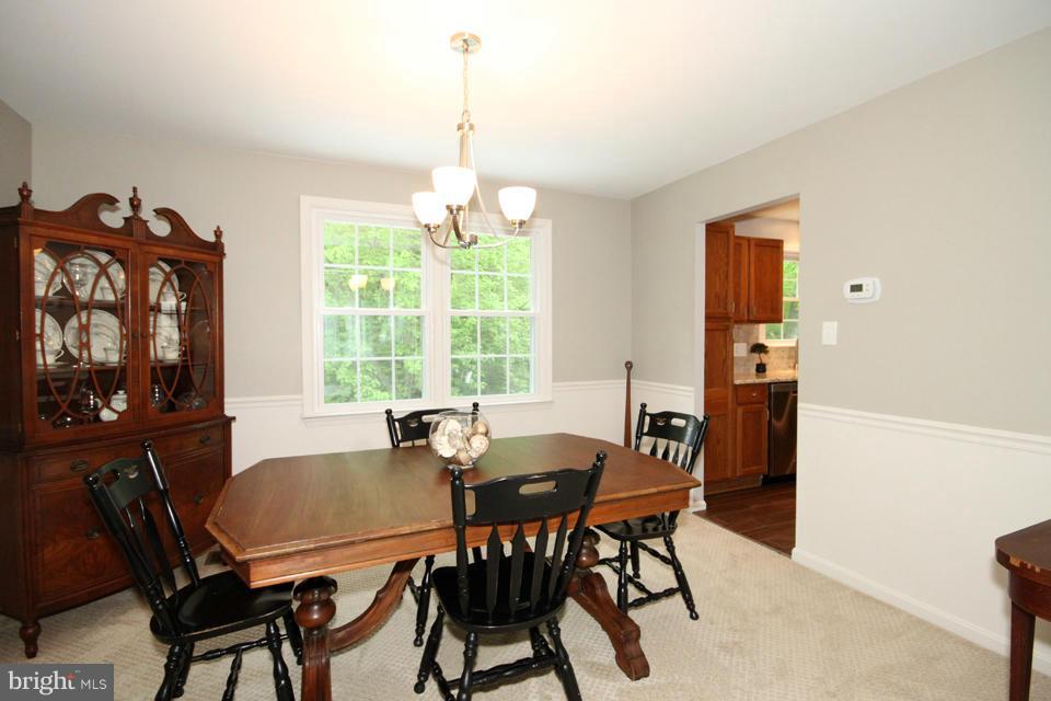 7207 Reservation Drive Springfield, VA 22153 - Photo 7 of 29 Dining Room