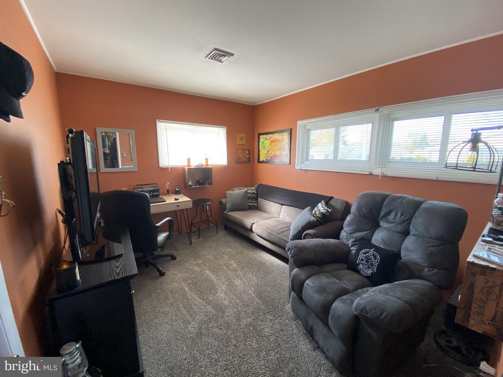 52 Gamewood Road Levittown, PA 19057 - Photo 40 of 44