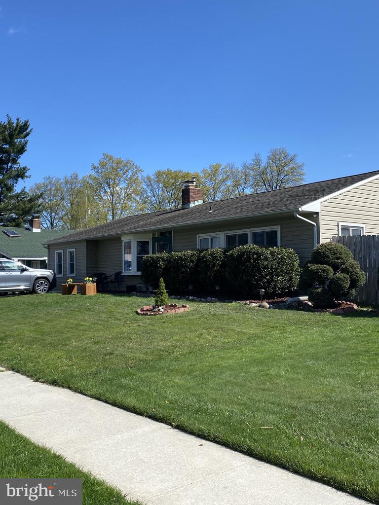 52 Gamewood Road Levittown, PA 19057 - Photo 6 of 44