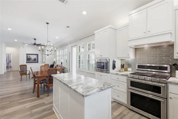 $414,900 | 3806 Crested Eagle Way, Arlington, TX 76005