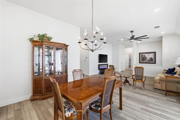 $414,900 | 3806 Crested Eagle Way, Arlington, TX 76005
