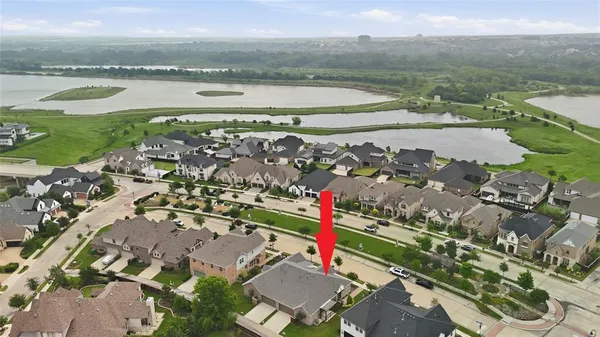 $414,900 | 3806 Crested Eagle Way, Arlington, TX 76005