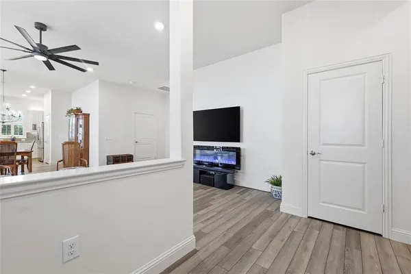 $414,900 | 3806 Crested Eagle Way, Arlington, TX 76005