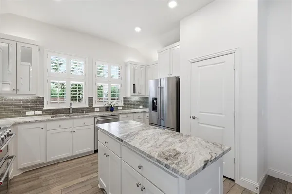 $414,900 | 3806 Crested Eagle Way, Arlington, TX 76005