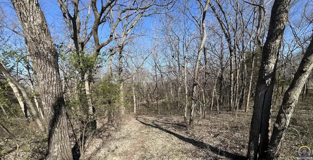 $10,000 | 6481 Kimberly Drive, Ozawkie, KS 66070