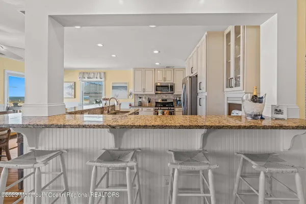 $7,850 | 1404 Oceanfront, Unit UPPR, Lavallette, NJ 08735