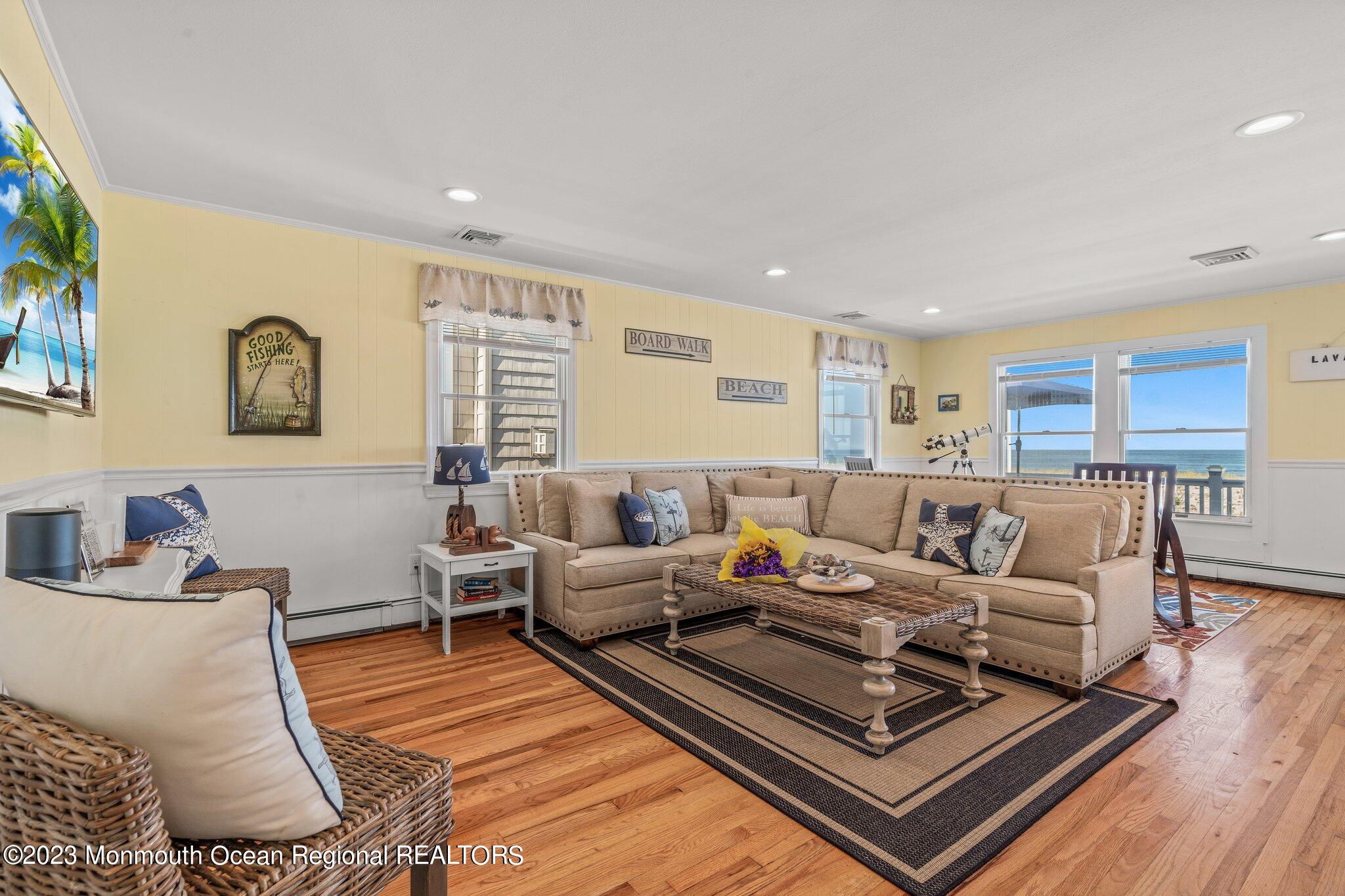 1404 Oceanfront, Unit UPPR Lavallette, NJ 08735 - Photo 27 of 61 32-web-or-mls-DSC05129