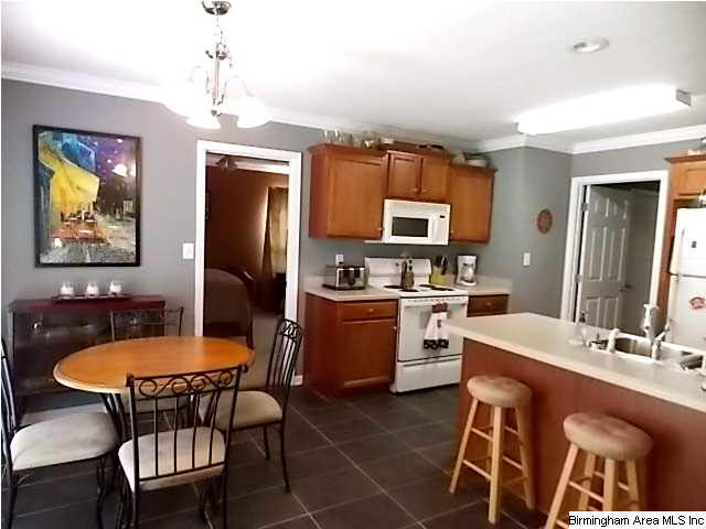 609 Meriweather Drive Calera, AL 35040 - Photo 5 of 31