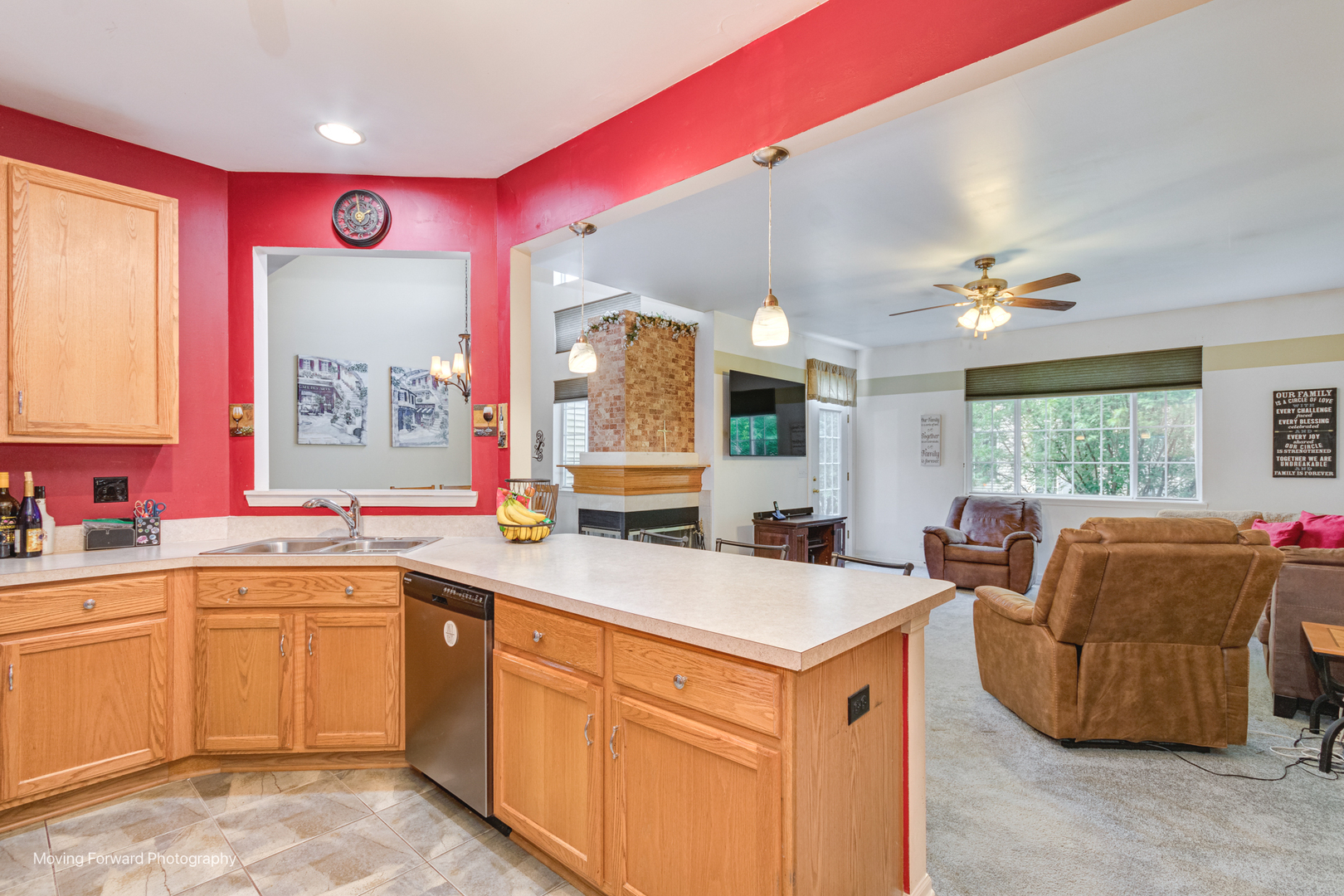 2320 Stonegate Road Algonquin, IL 60102 - Photo 14 of 33 Gallery Image 14