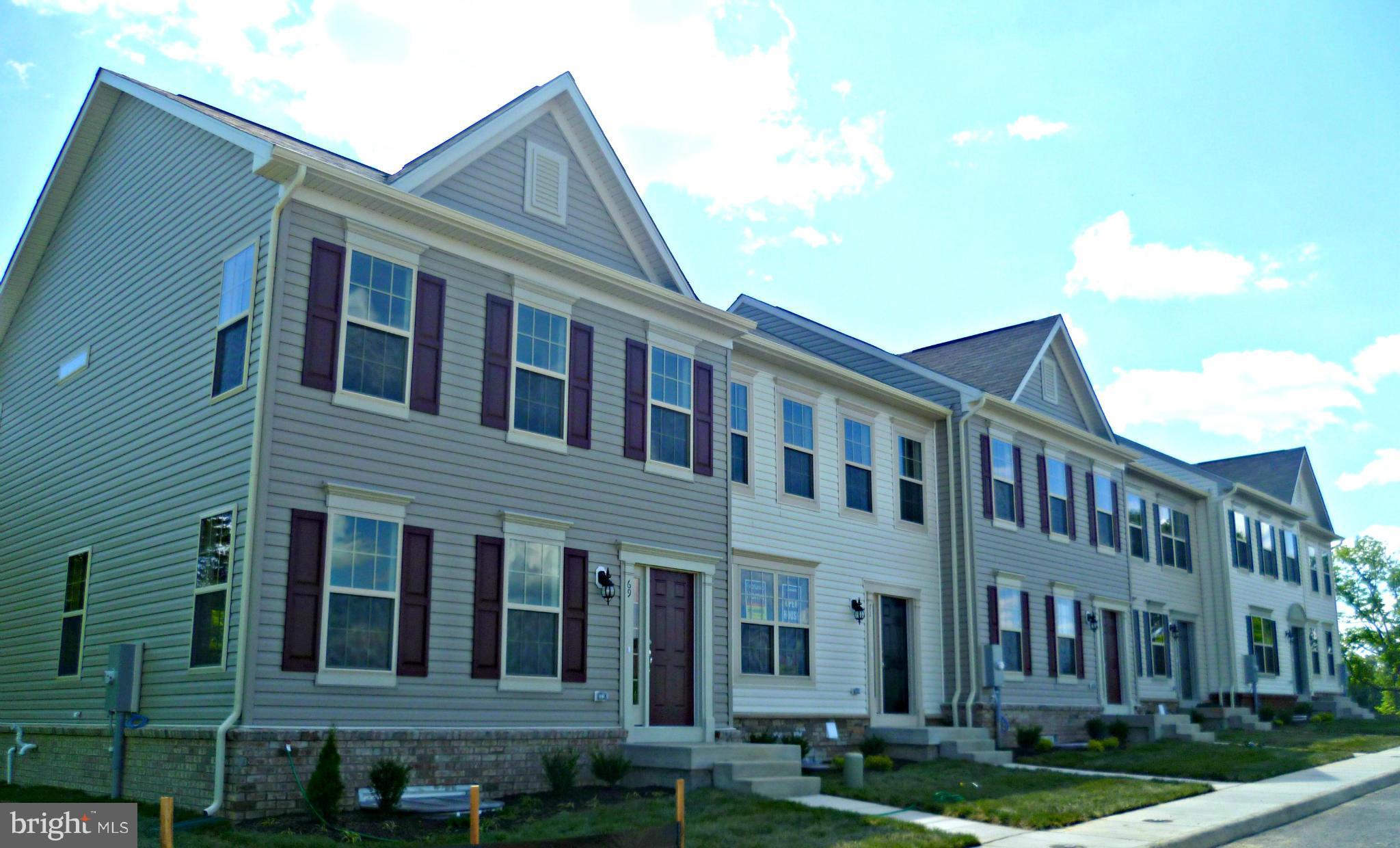 45 Driver Square Front Royal, VA 22630 - Photo 1 of 12 Exterior (Front)