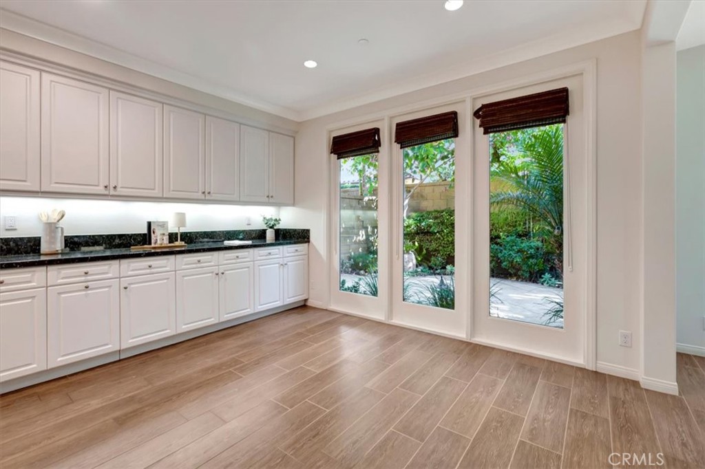 86 Lupari Irvine, CA 92618 - Photo 14 of 38