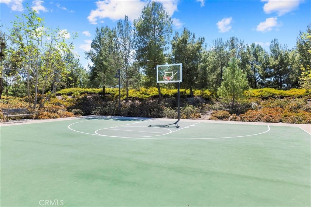 86 Lupari Irvine, CA 92618 - Photo 34 of 38