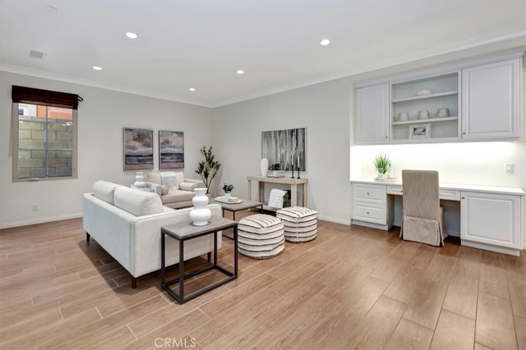 86 Lupari Irvine, CA 92618 - Photo 9 of 38