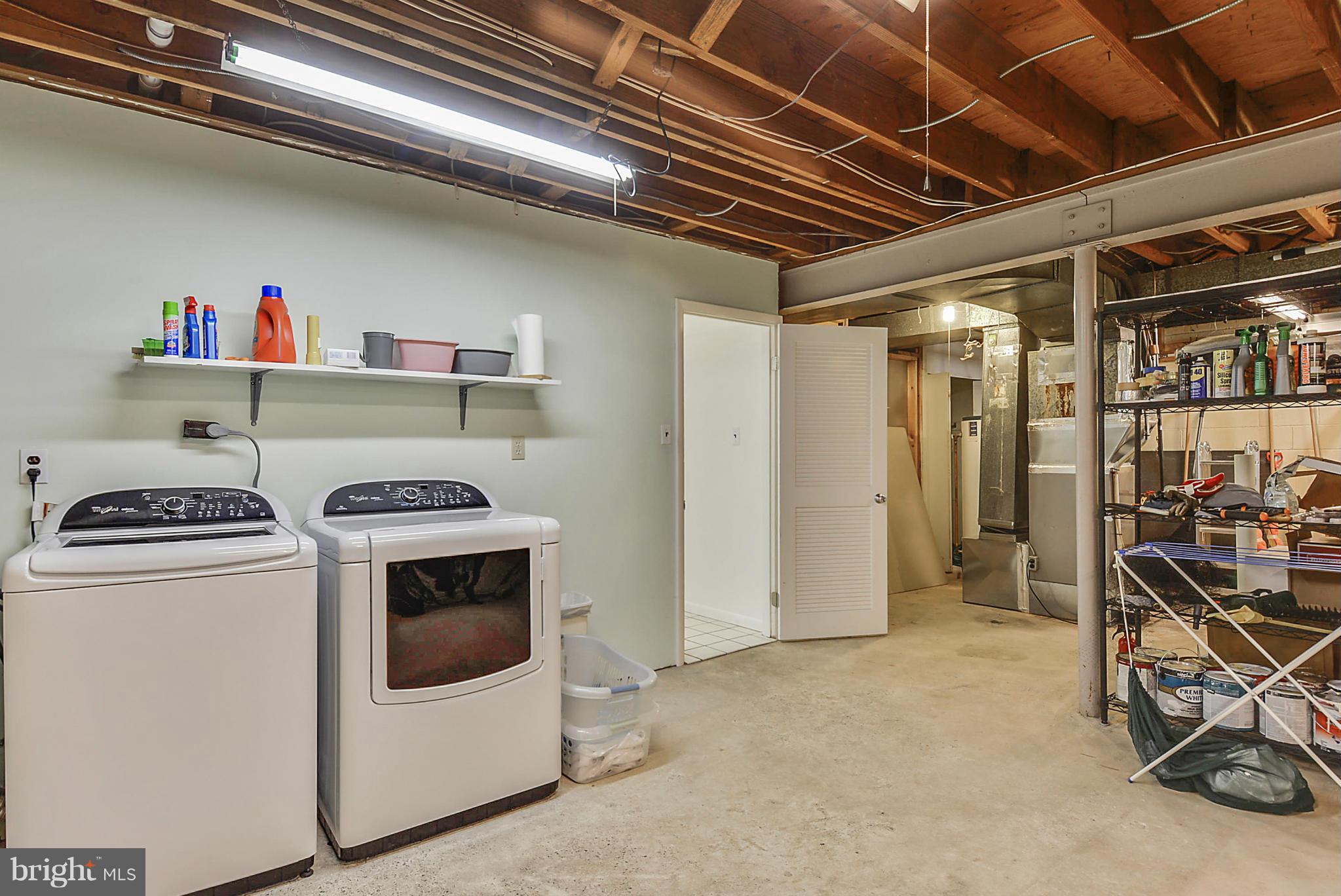 703 Hermleigh Road Silver Spring, MD 20902 - Photo 22 of 26 Interior (General)