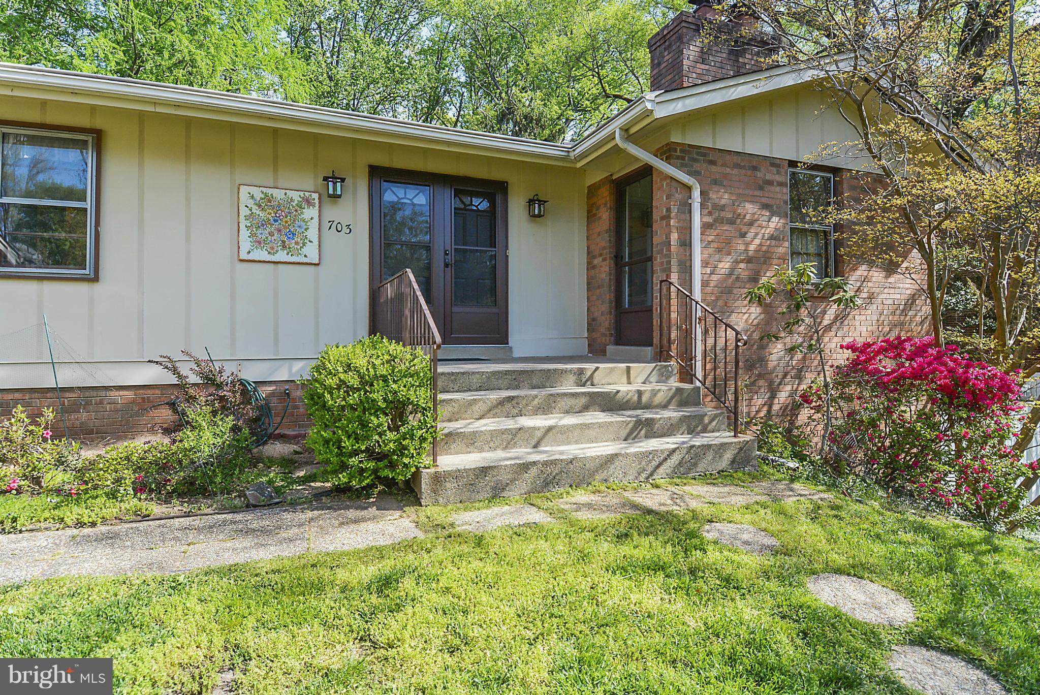 703 Hermleigh Road Silver Spring, MD 20902 - Photo 26 of 26 Exterior (General)