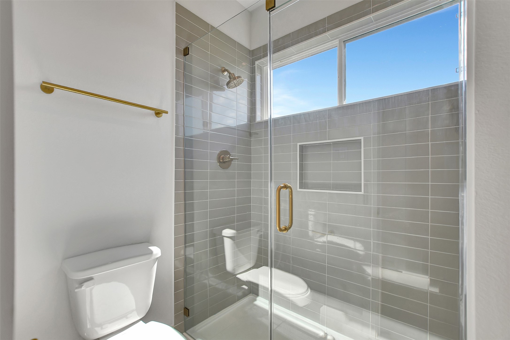 3626 Amos Street Houston, TX 77021 - Photo 36 of 43 a bathroom with a toilet and shower