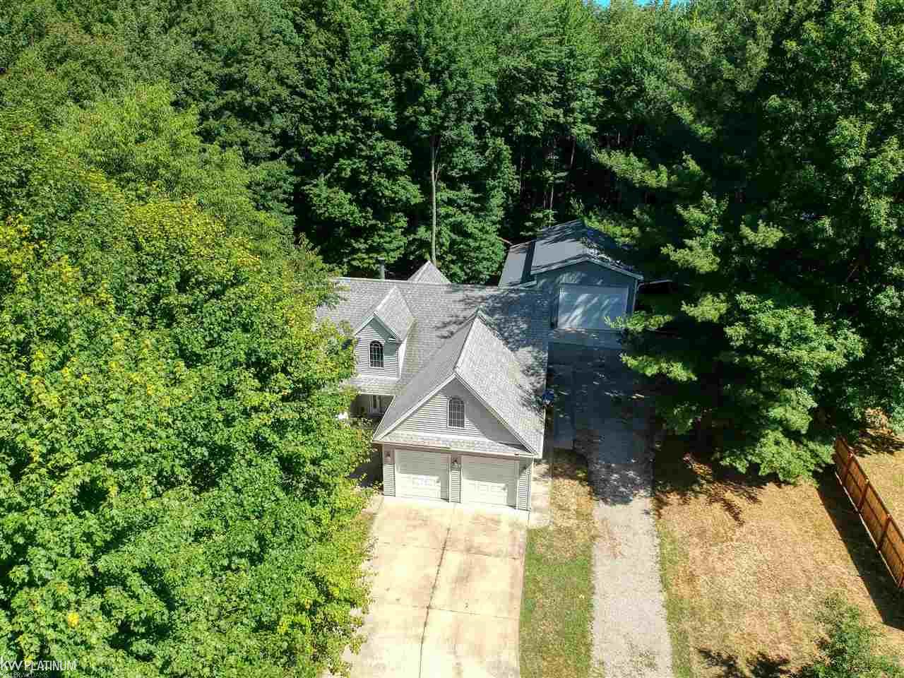 8538 Smiths Creek Road Goodells, MI 48027 - Photo 2 of 34 50085211-1.JPG