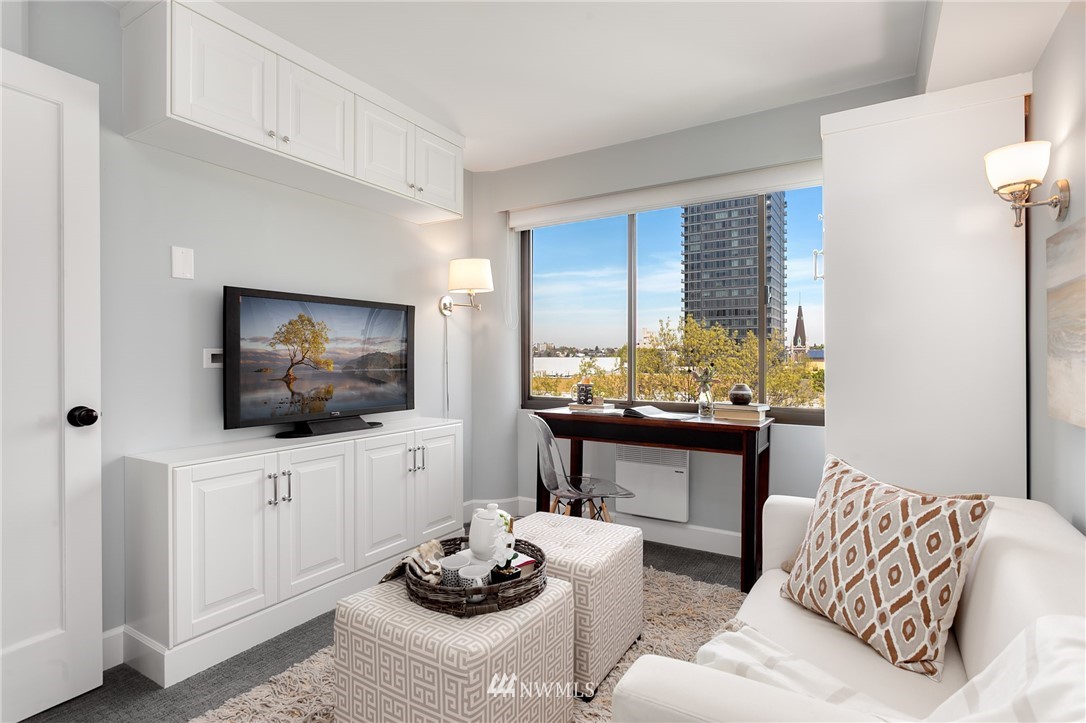 1120 Spring Street, Unit 703 Seattle, WA 98104 - Photo 15 of 24