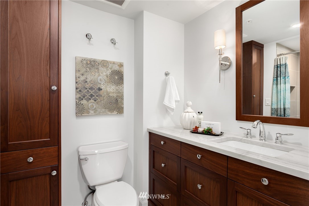 1120 Spring Street, Unit 703 Seattle, WA 98104 - Photo 16 of 24