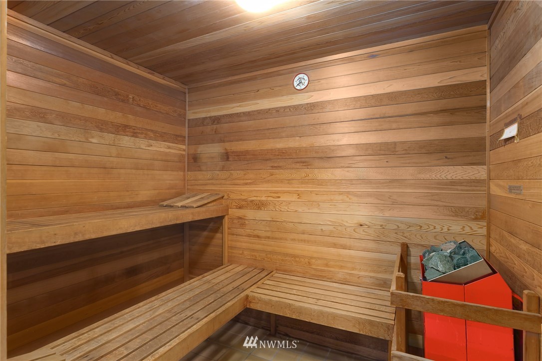 1120 Spring Street, Unit 703 Seattle, WA 98104 - Photo 22 of 24