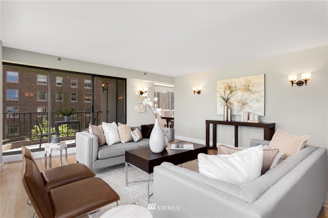 1120 Spring Street, Unit 703 Seattle, WA 98104 - Photo 4 of 24