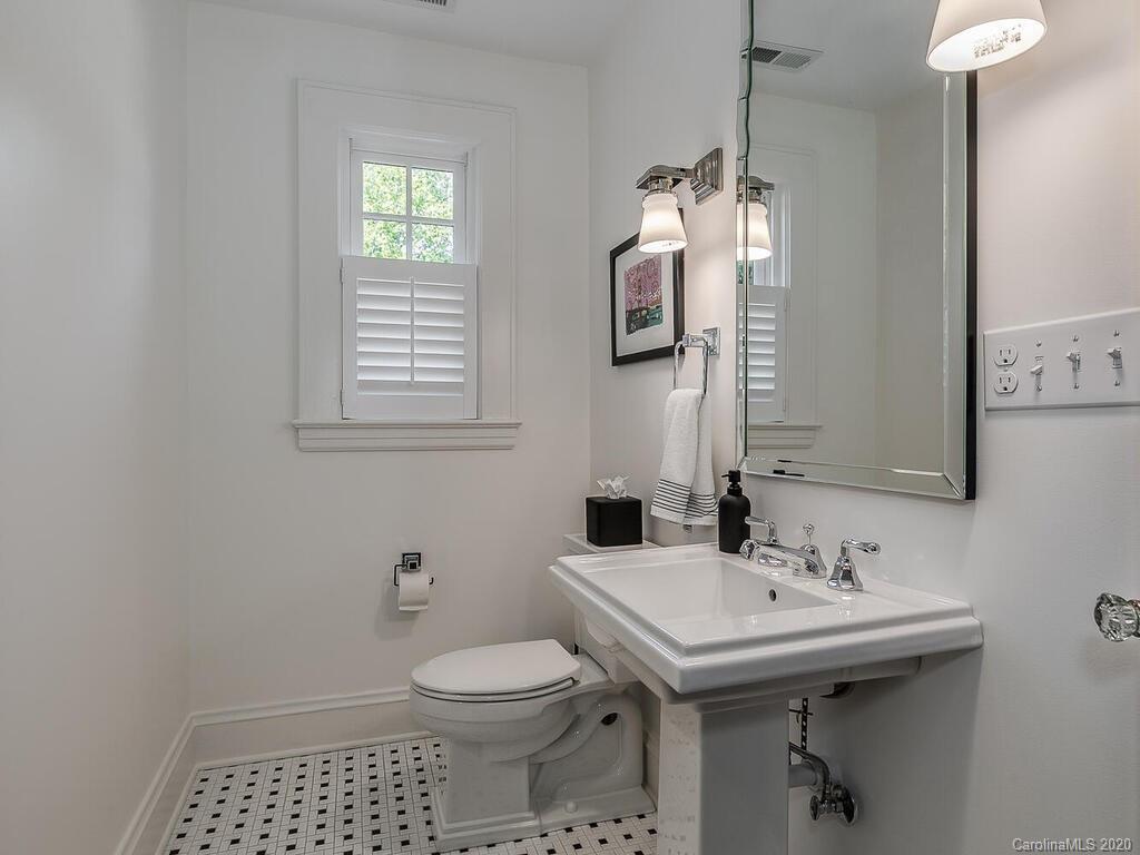 1700 Dilworth Road West Charlotte, NC 28203 - Photo 28 of 48 Gallery Image 28