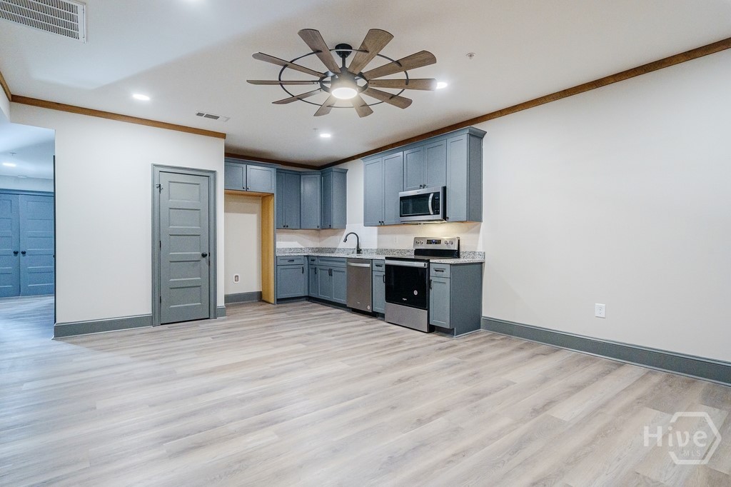 34 Depot Street, Unit 22 Hartwell, GA 30643 - Photo 3 of 29
