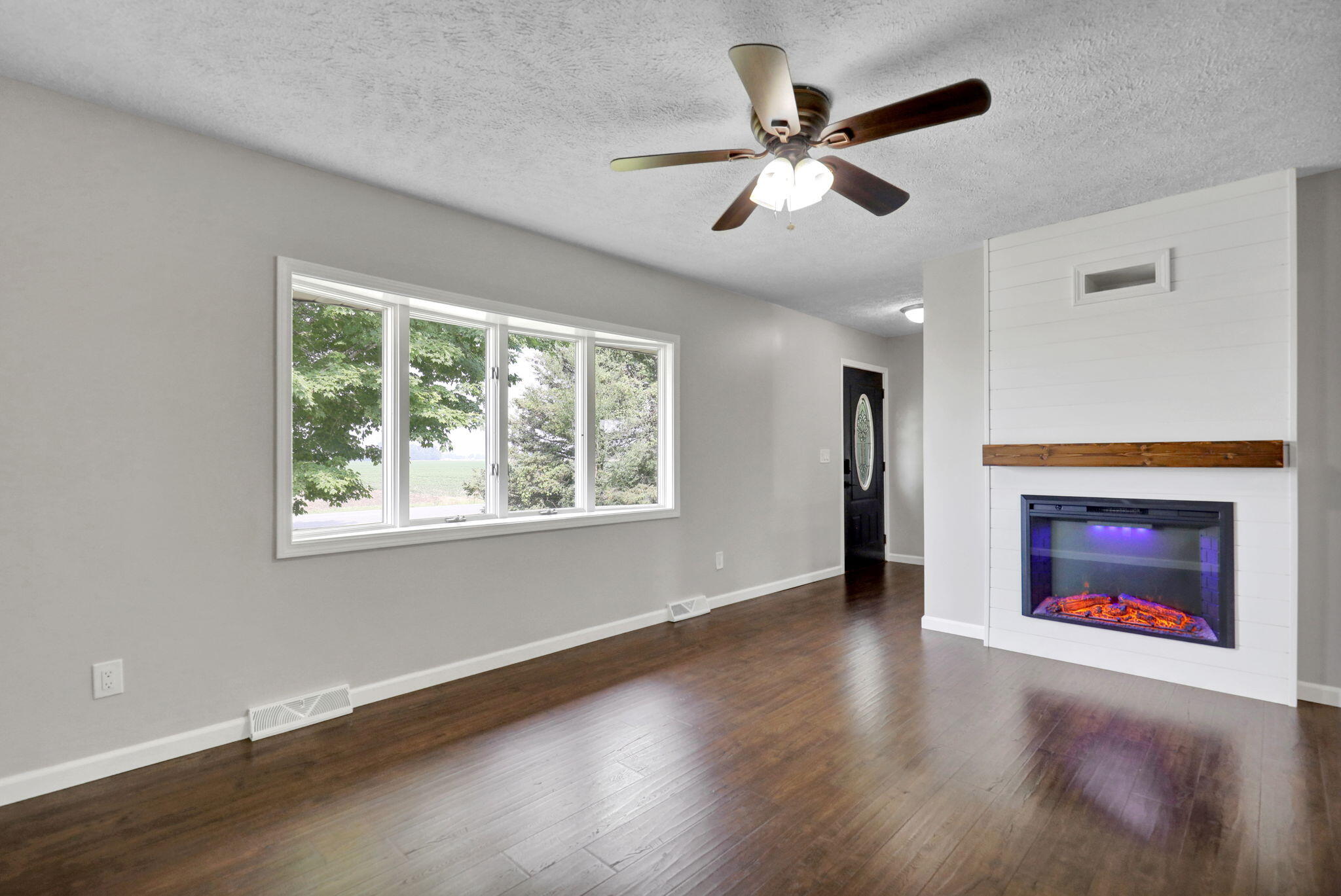 490 North New Lothrop Road Lennon, MI 48449 - Photo 10 of 33 Photo 11