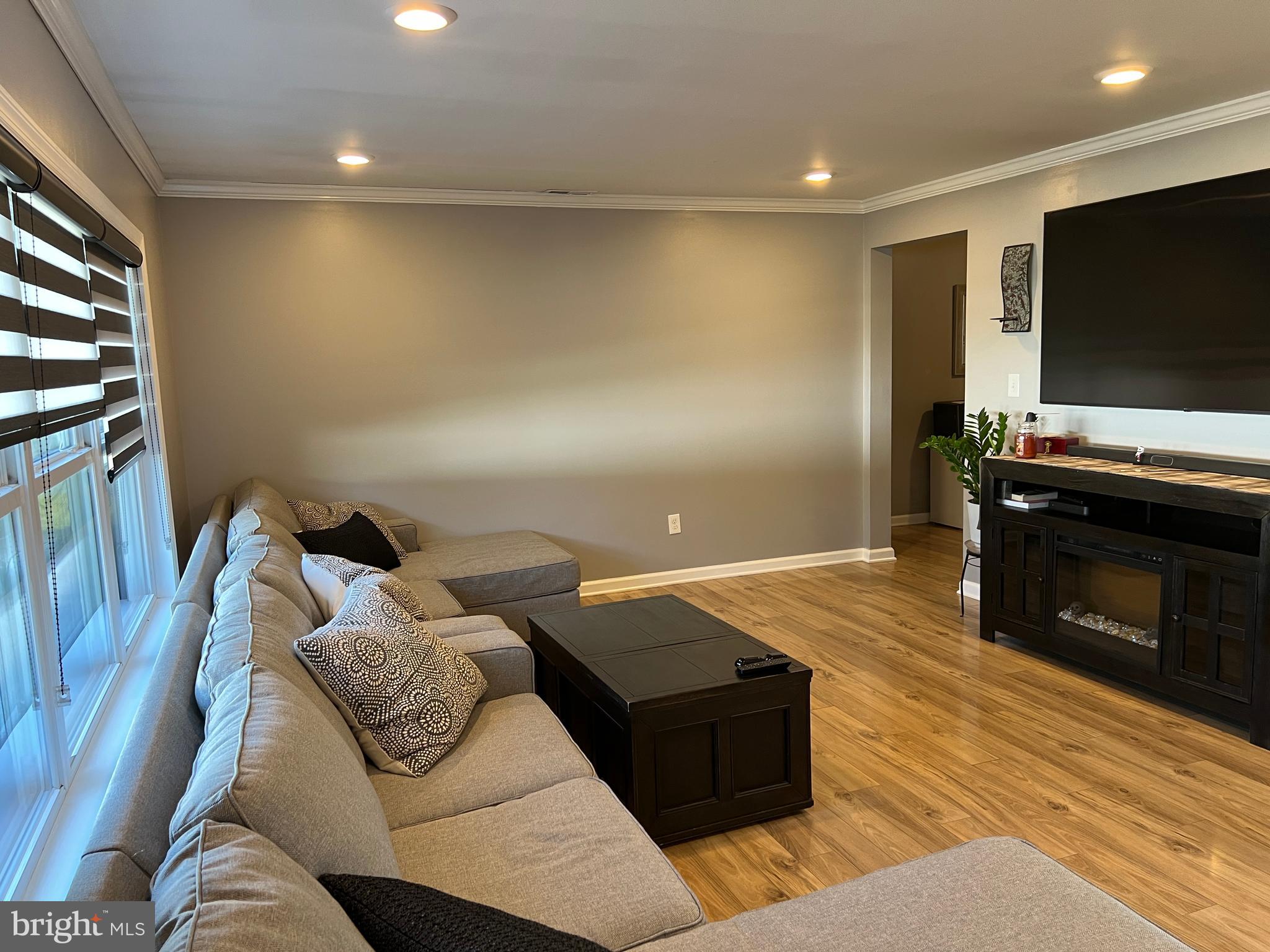 39 Shellflower Road Levittown, PA 19056 - Photo 15 of 74 Gallery Image 15