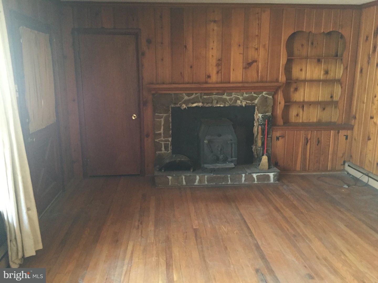 119 Manhasset Trail Medford Lakes, NJ 08055 - Photo 10 of 21 Living Room