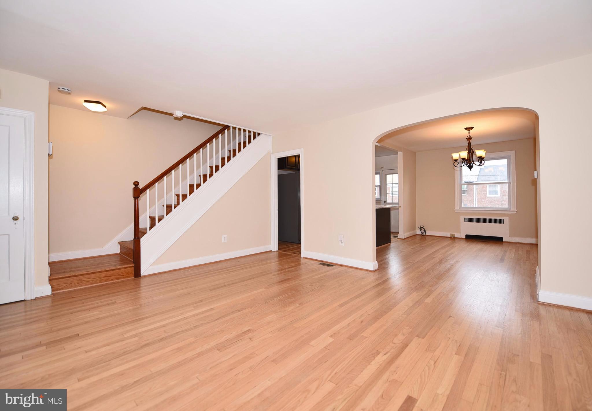 3823 Yolando Road Baltimore, MD 21218 - Photo 4 of 30 Living Room