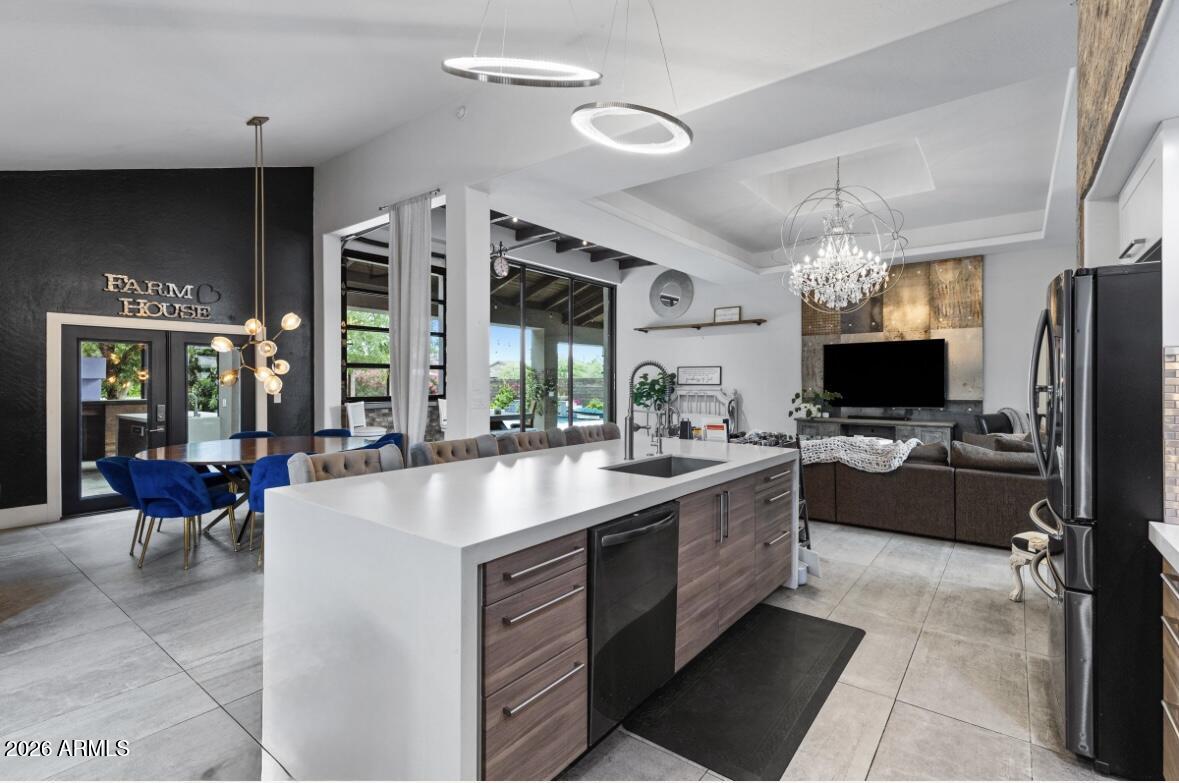 511 East Warner Road Tempe, AZ 85284 - Photo 10 of 79 511 E Warner Rd -13