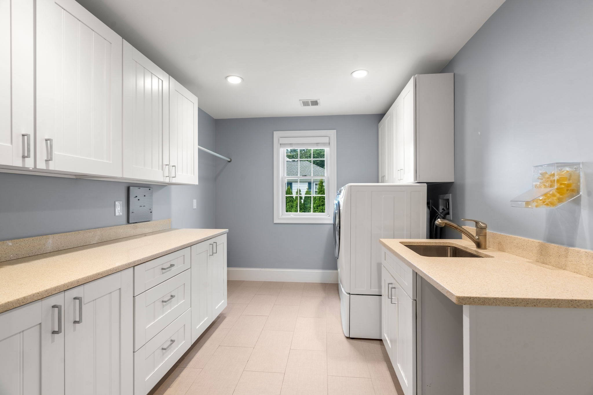 25 Arch Street Needham, MA 02492 - Photo 19 of 27 Gallery Image 19