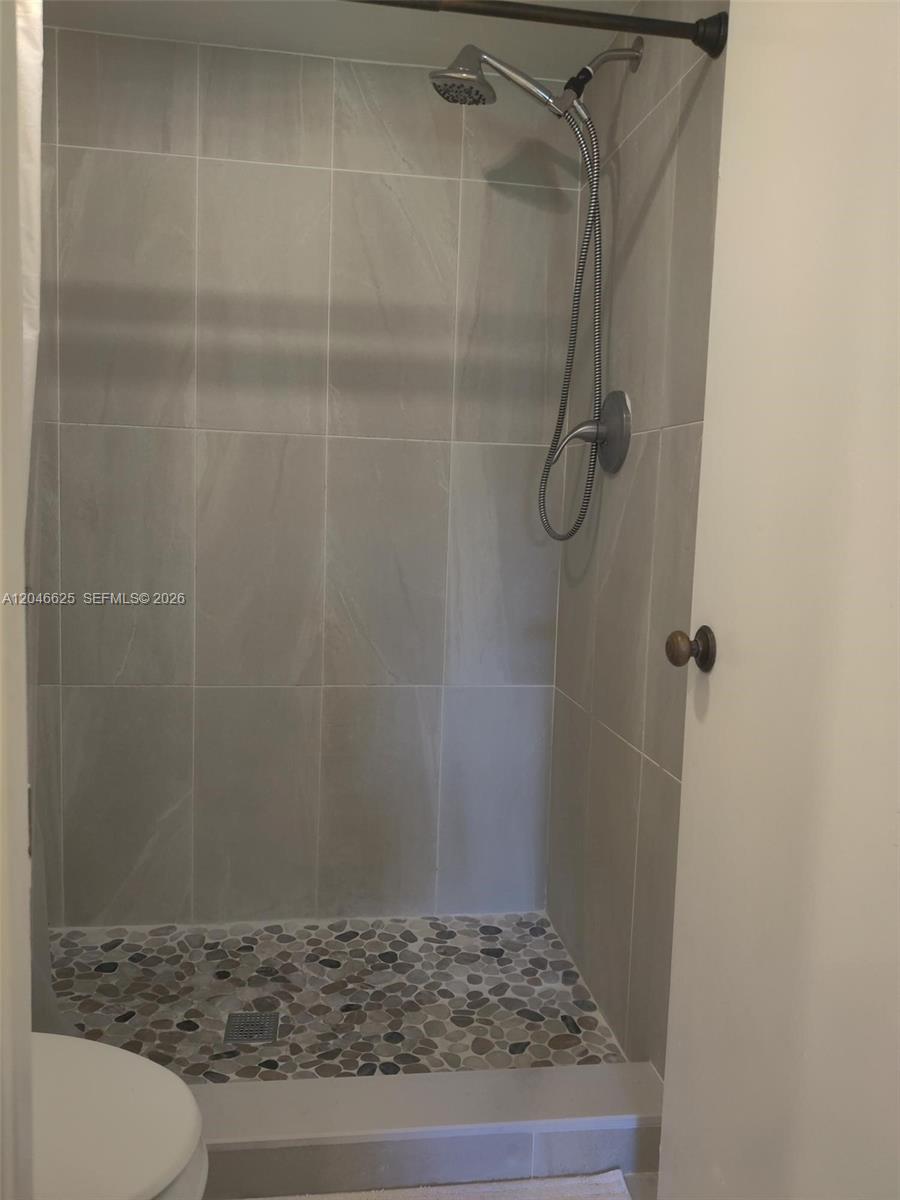 300 East Club Circle, Unit 108 Boca Raton, FL 33487 - Photo 14 of 30