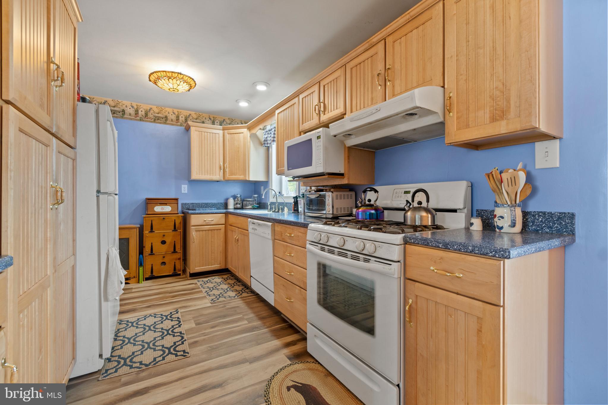 15007 Alaska Road Woodbridge, VA 22191 - Photo 6 of 21 Gallery Image 6
