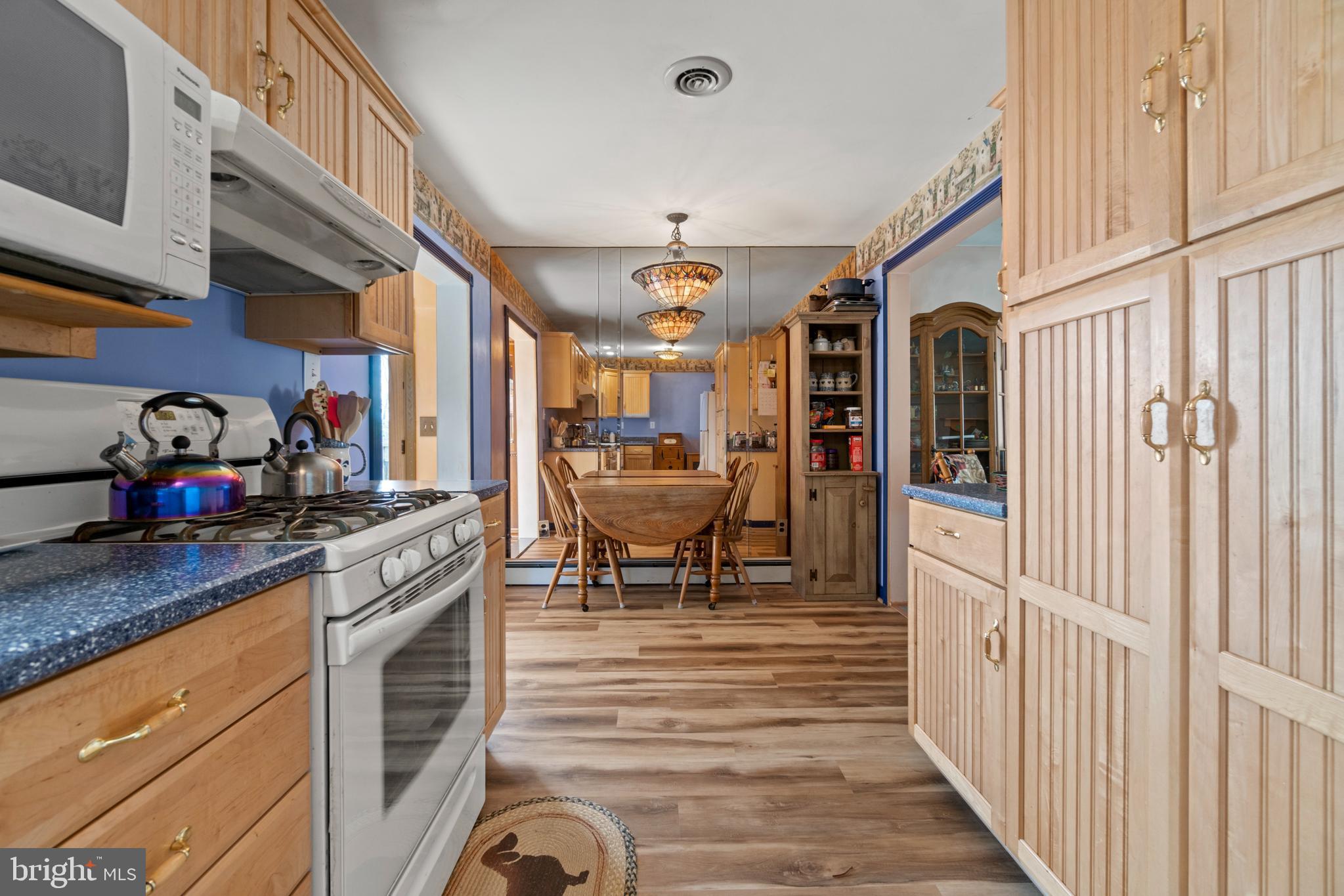 15007 Alaska Road Woodbridge, VA 22191 - Photo 7 of 21 Gallery Image 7